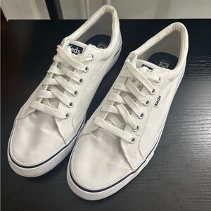 Keds Women’s White Canvas Sneakers 10